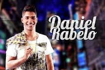 Daniel Rabelo faz show gratuito na praça da rodoviária na noite de sexta-feira