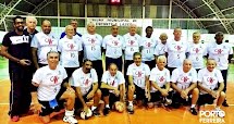 Equipe masculina de vôlei da melhor idade vence amistoso contra Santa Cruz das Palmeiras